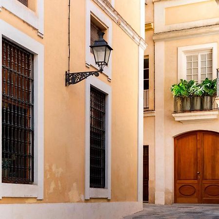 Genteel Home Pasaje Santa Cruz Sevilla Buitenkant foto