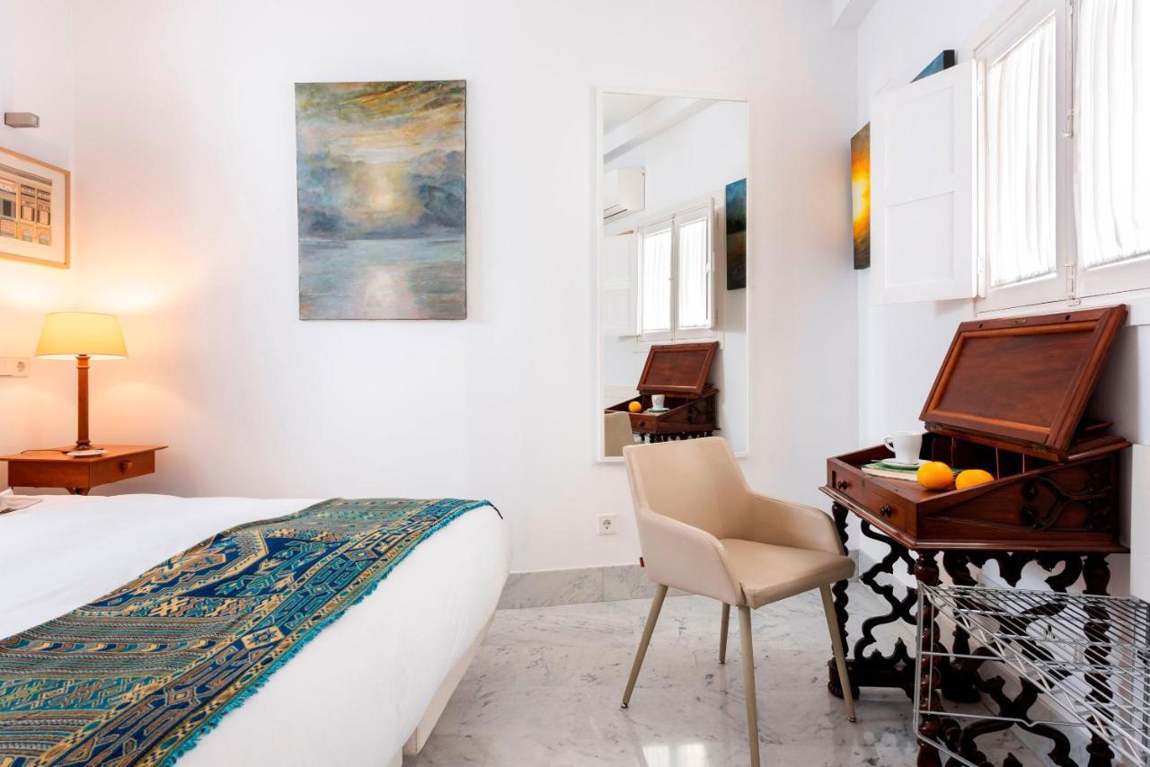 Genteel Home Pasaje Santa Cruz Sevilla Buitenkant foto